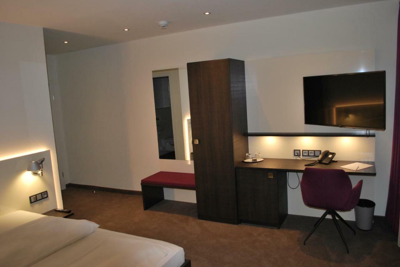 Hotel Am Berg Esslingen 에즐링겐 외부 사진